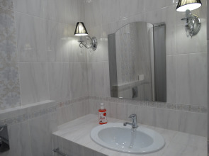 Апартаменты на Дворянской