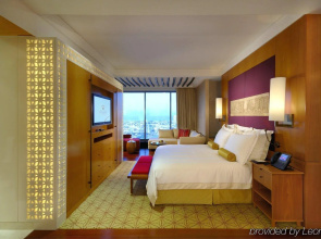 The H Dubai