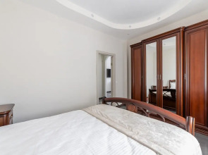 Апартаменты на улице Коммуны 2