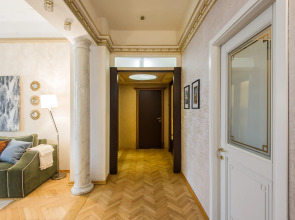 Квартира GM Apartments Четверка в Доме на Набережной у Кремля