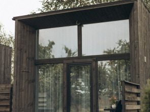 Глэмпинг Drewno