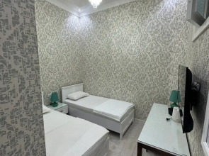 Отель Izumrud Palace