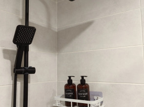 Квартира Яркая студия в 4 минутах от метро. Бесконтактное заселение