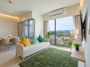 Prostornye Apartamenty s Panoramnym Vidom v Lagune Apartments