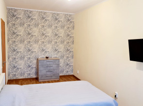 Апартаменты Двухкомнатные апартаменты на Кузбасской дивизии 26а