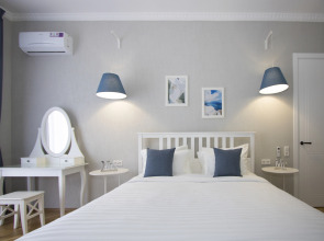 Апартаменты Маркса 50