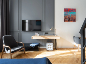 Меблированные комнаты F12