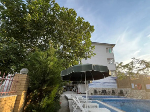 Mayak na Aivazovskogo Guest House
