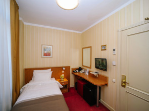 Отель Шарден Вилла