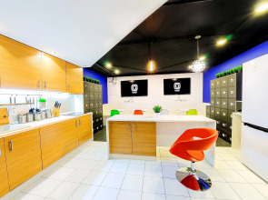 Отель InterQUBE Большая Полянка