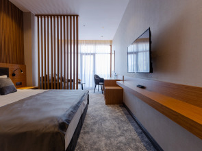 Отель Monarch Batumi