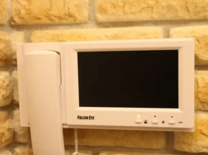 "Трехкомнатные апартаменты "Свой берег"