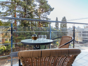 Апартаменты 2-комнатные для семьи с большим балконом