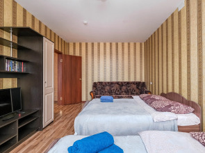 Квартира рядом с Мнтк им. Федорова и Ск Заря