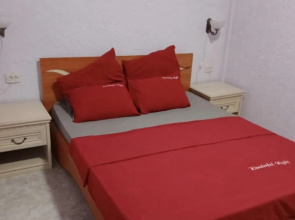 Yuzhny M Guest House