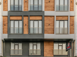 Intercity Airport Hotel