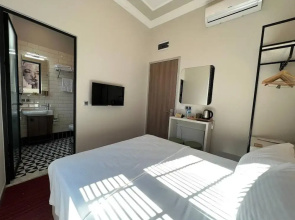 Отель Rafinn Hotel
