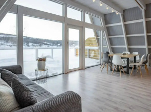 Вилла Семейно-Туристический загородный клуб Карамелькино Коттедж 4