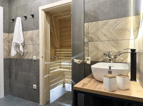 Частный Дом Барнхаус №2 на 10 гостей, с дровяной баней и горячим чаном