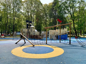 Апартаменты Причал 45 с  Видом в Парк