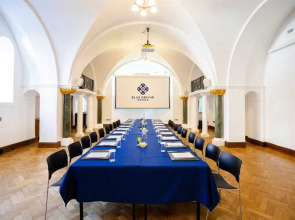 Wellington Hotel by Blue Orchid