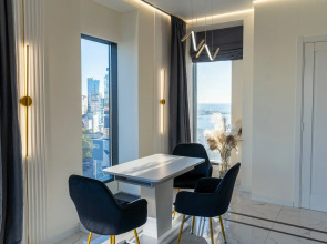 Апартаменты Азимут VIP 1