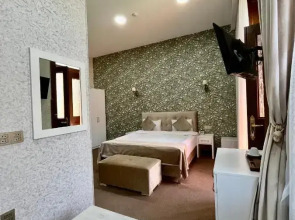 Отель Nizami Boutique