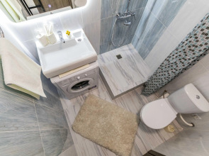 Апартаменты Stepanenkov на Готвальда 24/4 (А)