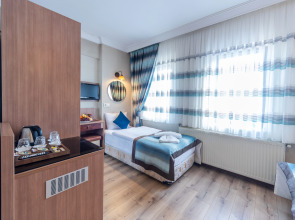 Senabil Hotel Old City