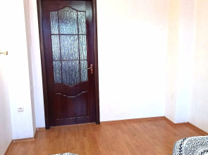 Квартира 3-комн. cталинка с большой ванной рядом с набережной