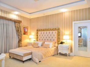 Отель Lake Palace 