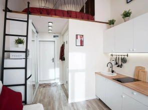 Квартира мини-студия со вторым ярусом у парка с озерами