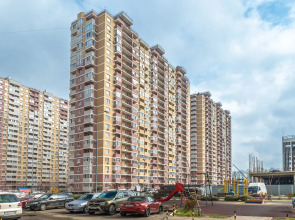 Апартаменты Улучшенные Тут Живут Парк и Стадион