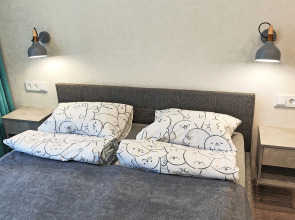 Апартаменты Лазурная студия у метро Суконная слобода