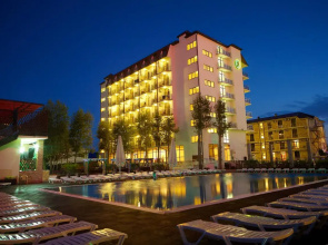 Gostinichniy Kompleks Emerald Hotel
