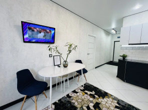 Квартира Комфорт на Нансена 103/1/5 1