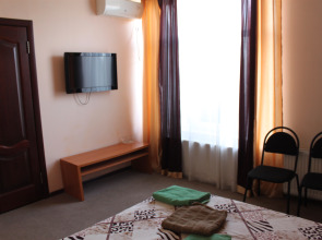 Отель Ягуар