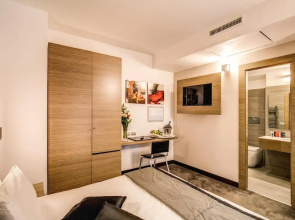 Hotel Trevi
