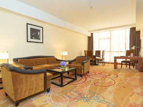 Отель Millennium Airport Hotel Dubai