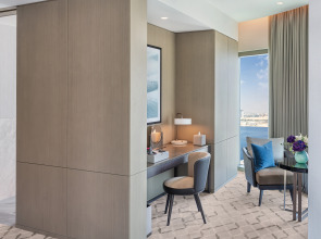 Address Grand Creek Harbour Hotel