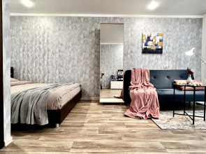 Квартира Просторная с Балконом на Строителей 2