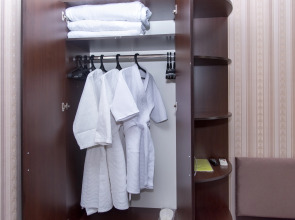 Апартаменты не Отель на Дзержинского