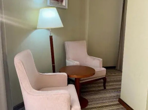 Отель Shera Inn