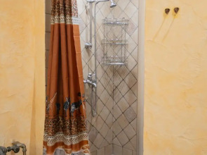 Апартаменты четырёхкомнатные в центре города