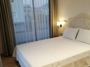 Апарт-отель Channel Suites