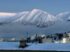 Квартира Уютная 2-к с Потрясающим Видом на Горы и Озеро