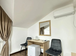 Отель Belon Garden