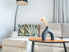 Апартаменты Welcome Home in Vida Residences