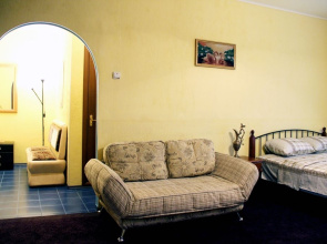 Mir Apartments Ulitsa Molodezhnaya 11