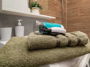 Квартира на Евгении Жигуленко 13/2